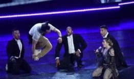 打屁股女生视频,打屁股女生视频引发热议